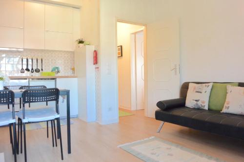  Porto Fontainhas, by Flat in Porto, Pension in Porto