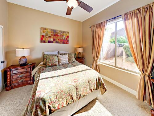 E Sandia Circle Home Home - image 9