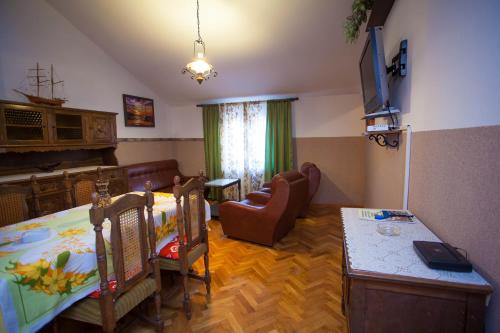  Apartman Zorica, Unterkunft in Cres