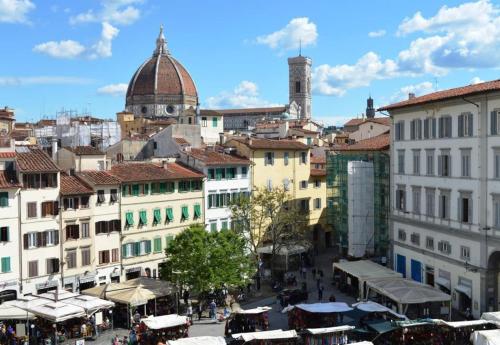 Panoramic Suite near Duomo and Station 1