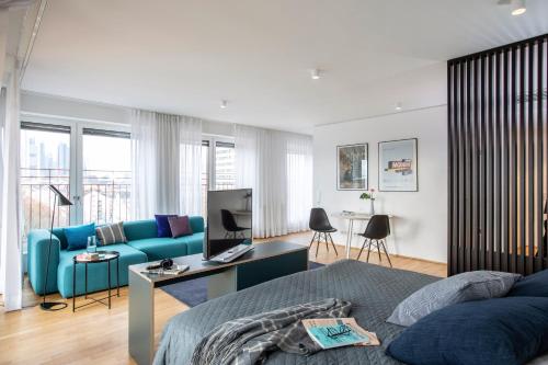 THE FLAG Oskar M. THE FLAG Oskar M.