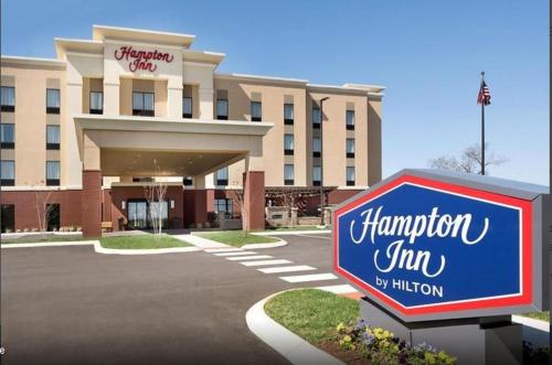 . Hampton Inn by Hilton Spring Hill, TN