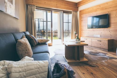 3 bedrooms, 4 beds