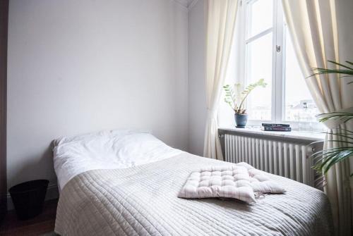 oompH Dobra Warsaw Central Luxurious 3 Bedroom Apartment