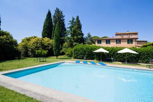  Siena Villa Sleeps 7 Pool Air Con WiFi, Pension in Siena