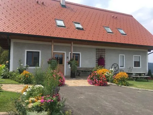 Hopfenhof Poscharnik in Leutschach, Österreich