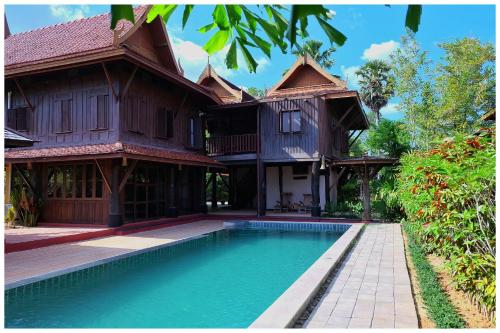 Phuket Thaihouse Phuket Thaihouse