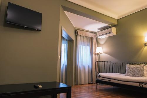 Triple Room image 7