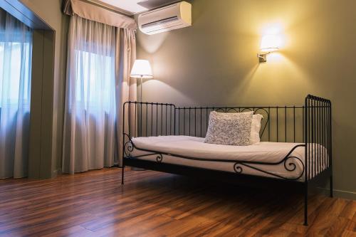Triple Room image 6