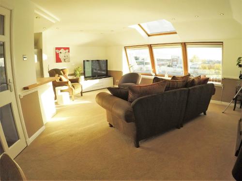 Glasgow Luxury 2 Bedroom Penthouse, Sec Hydro Armadillo Bbc Stv, City Centre, , Glasgow