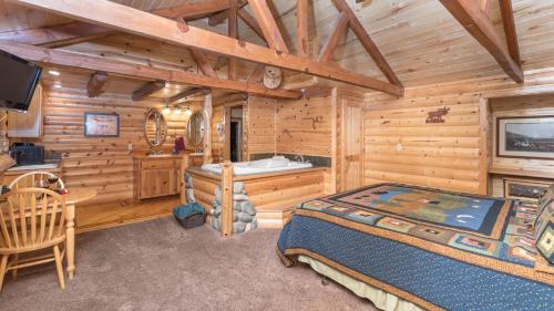 Upper Canyon Inn & Cabins