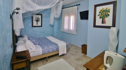 1 double bed