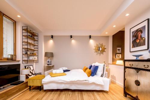 Golden Apartment with Air Condition by Your Freedom, Varšava (fotografie 6)
