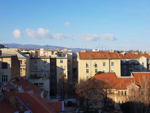 Palace Apartments by ZGrent - image 3