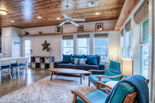 Villa Blue Home - image 5