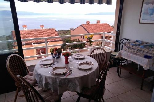  Apartments with a parking space Ravni, Labin - 7614, Pension in Ravni