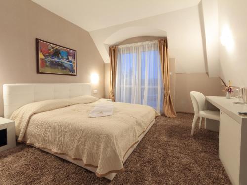 Agusta Spa Hotel - image 12
