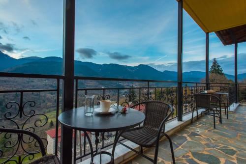 Το Ηλιοβασίλεμα Το Ηλιοβασίλεμα