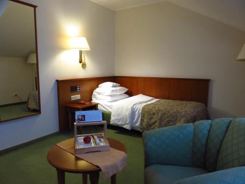 Ringhotel Hotel Zum Stein - image 6