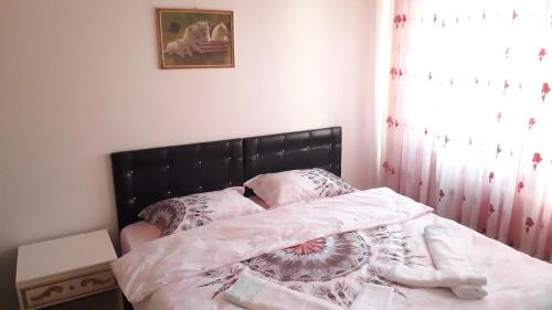  Unique Classical Duplex House, Ferienwohnung in Istanbul