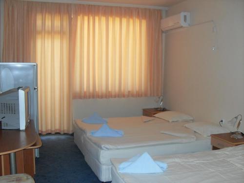 Family Hotel Amigos – Obzor, WY
