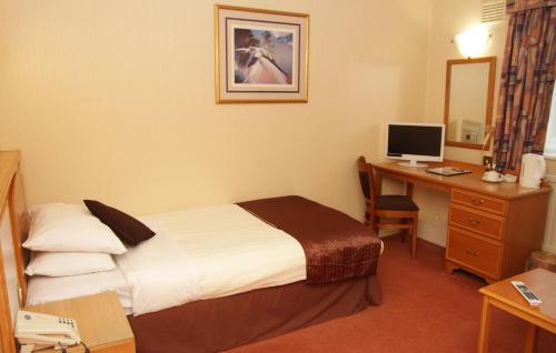 1 twin bed