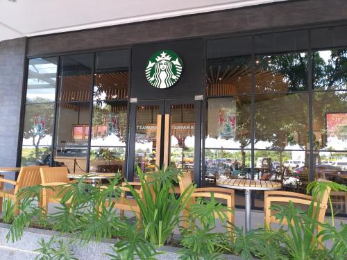 One Pacific Residence with Ocean View One Pacific Residence with Ocean View