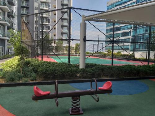 One Pacific Residence with Ocean View One Pacific Residence with Ocean View