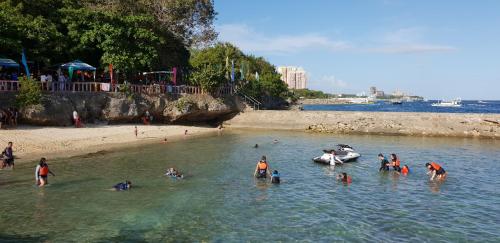 One Pacific Residence with Ocean View One Pacific Residence with Ocean View