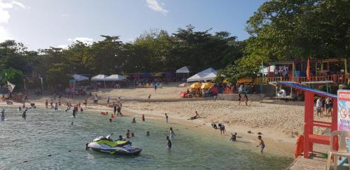 One Pacific Residence with Ocean View One Pacific Residence with Ocean View