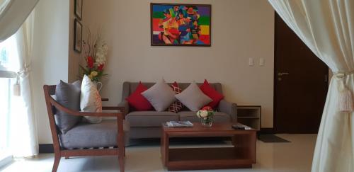 One Pacific Residence with Ocean View One Pacific Residence with Ocean View