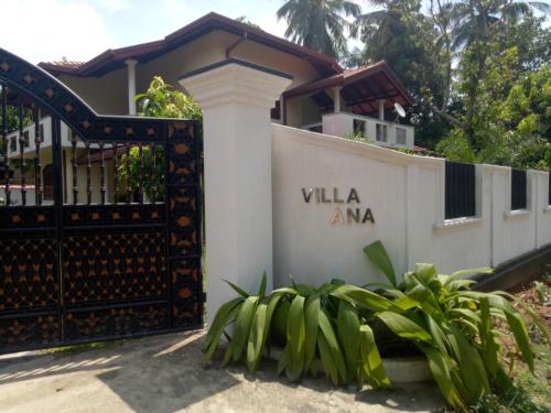 VILLA ANA