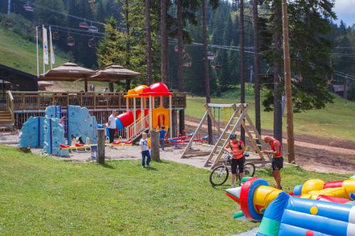 Termag Hotel Jahorina - image 3