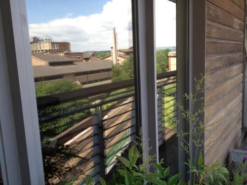 The Cardiff Apartment - image 10