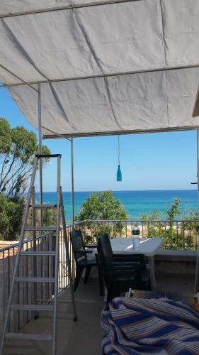 陽台/露台, Elios casevacanze sulla spiaggia in 阿爾卡莫