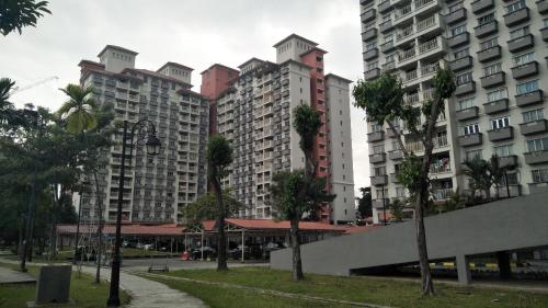 Entrance, Cozzzzy Stay next to Axiata Arena, Bukit Jalil near National Sports Complex