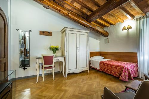Hotel Collodi Firenze - image 14