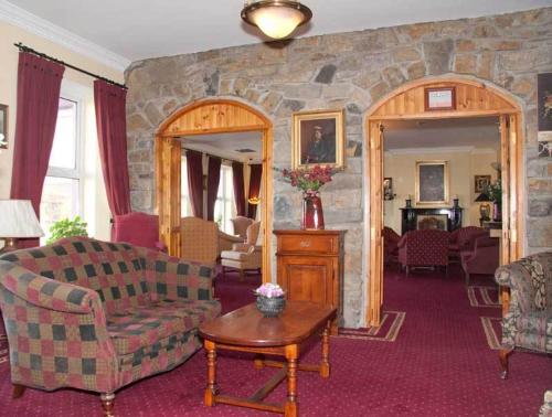 Fitzgeralds Hotel - image 9