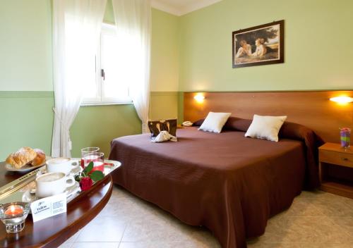 Yellow Park Hotel