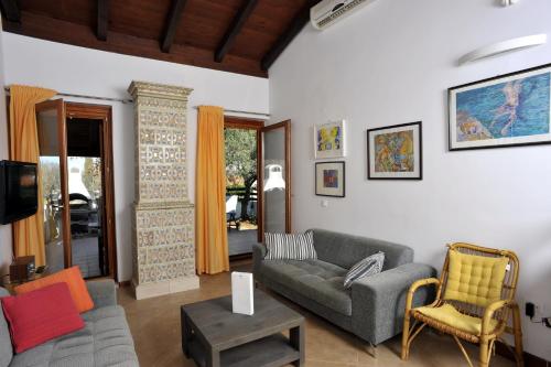 Holiday House Lena