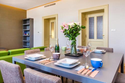 Bellevue Apartment, Prague (photo 11)
