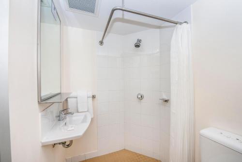 ibis budget Sydney Airport - image 11