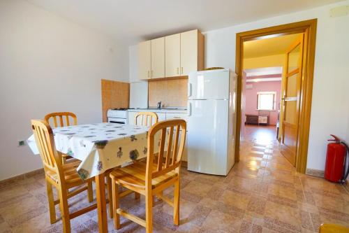  Apartment Zdrelac 15318b in Ždrelac