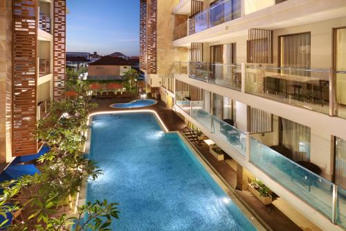 Harper Kuta Hotel by ASTON, Legian