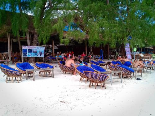 Sweet Time Bungalows in Koh Rong Sanloem