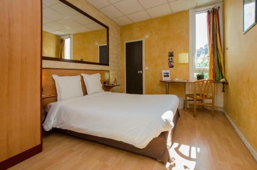 Brit Hotel Bosquet ** Pau Centre