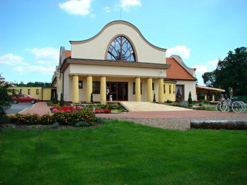 Wellness hotel Spark - image 11