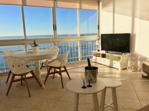 Los Fernandos, 1st line Beachfront Poniente, 2 bedroom apartment Ocean Terrace