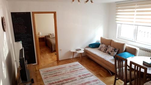 Apartment Old Town Top location Brand New - image 3