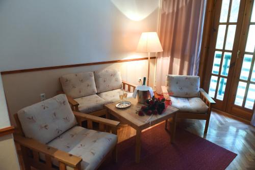 Bakony Hotel - image 4